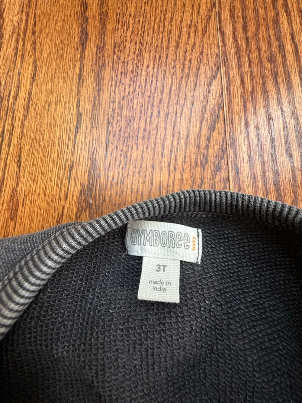 Gymboree Save Our Surf Sweatshirt 3T - Picture 4 of 5